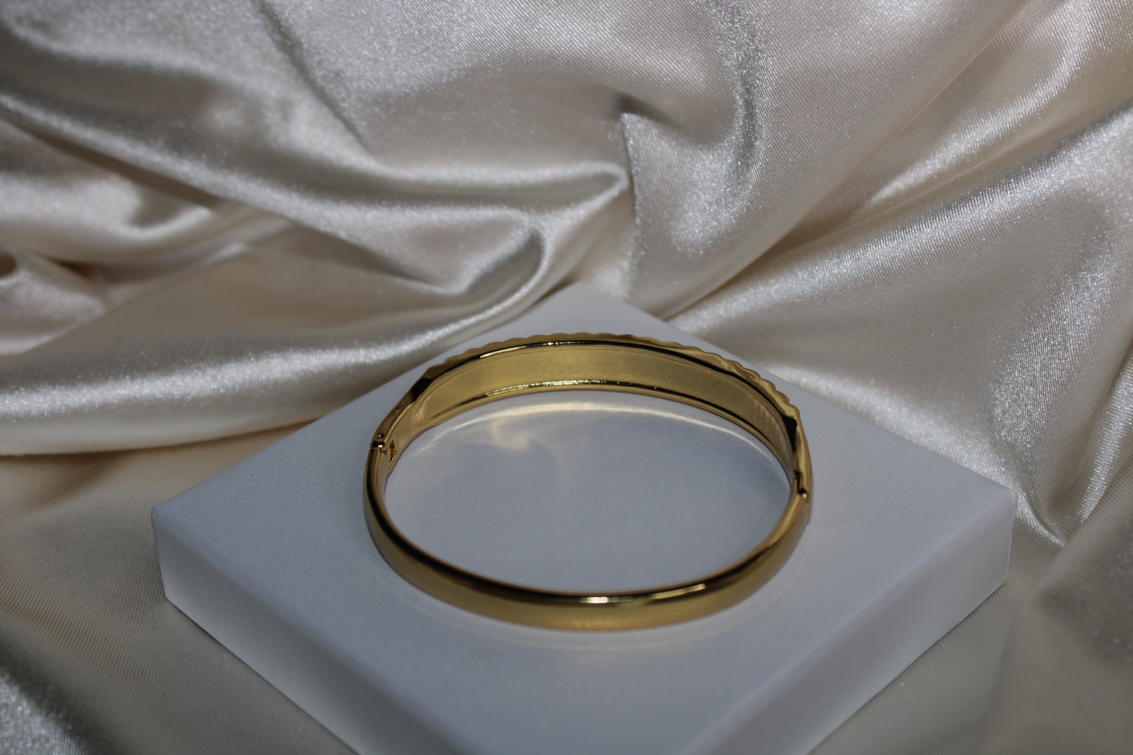 Radiance Row Bangle