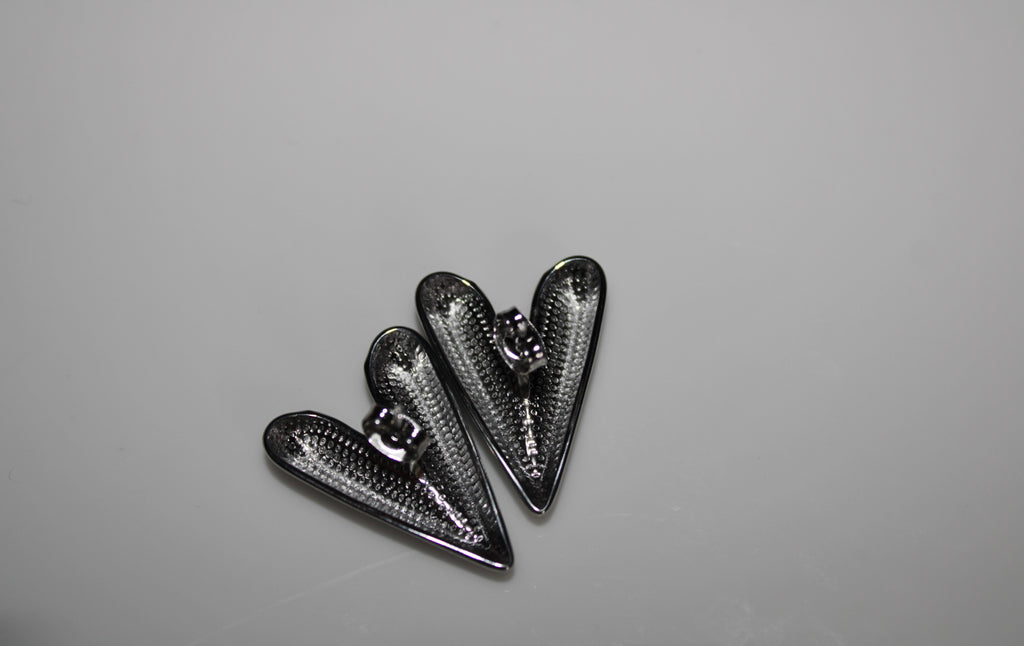 Silver Breeze Hearts