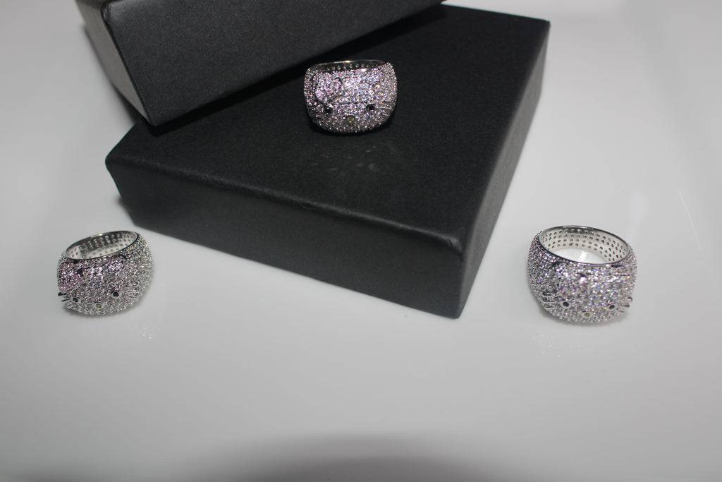Silver Hello Kitty