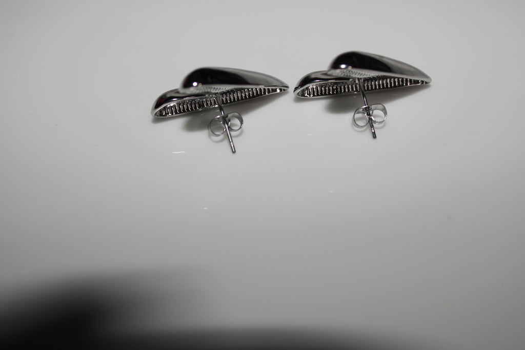 Silver Breeze Hearts